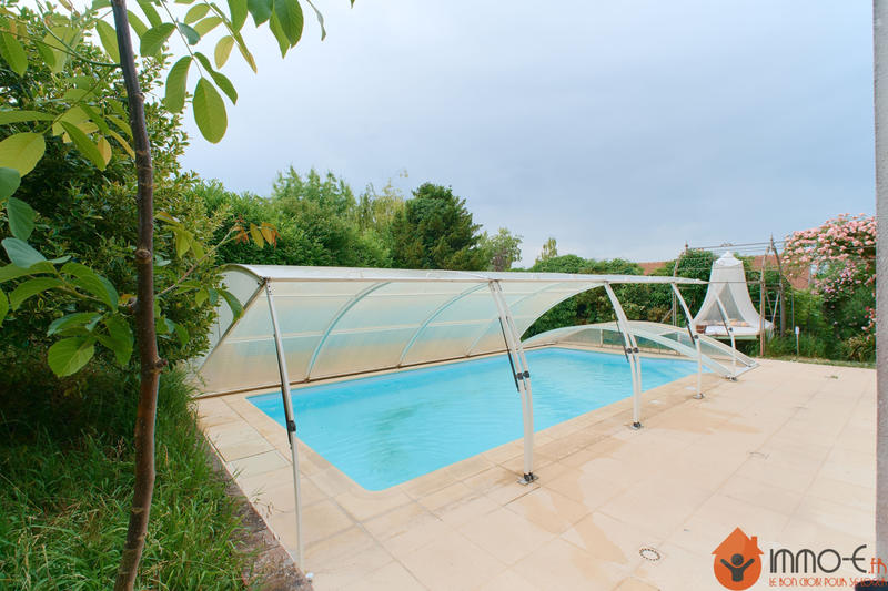 Maison - 270 m² - 10 pièces