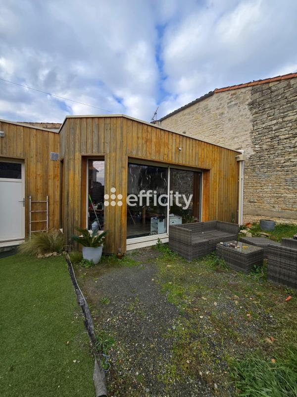 Maison - 81 m² - 3 pièces