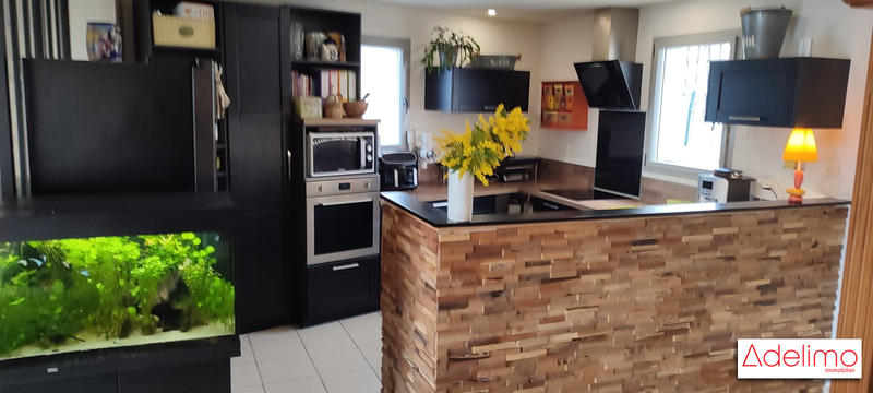 Maison - 102 m² - 4 pièces