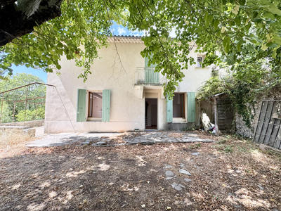 Villa - 90 m² - 4 pièces