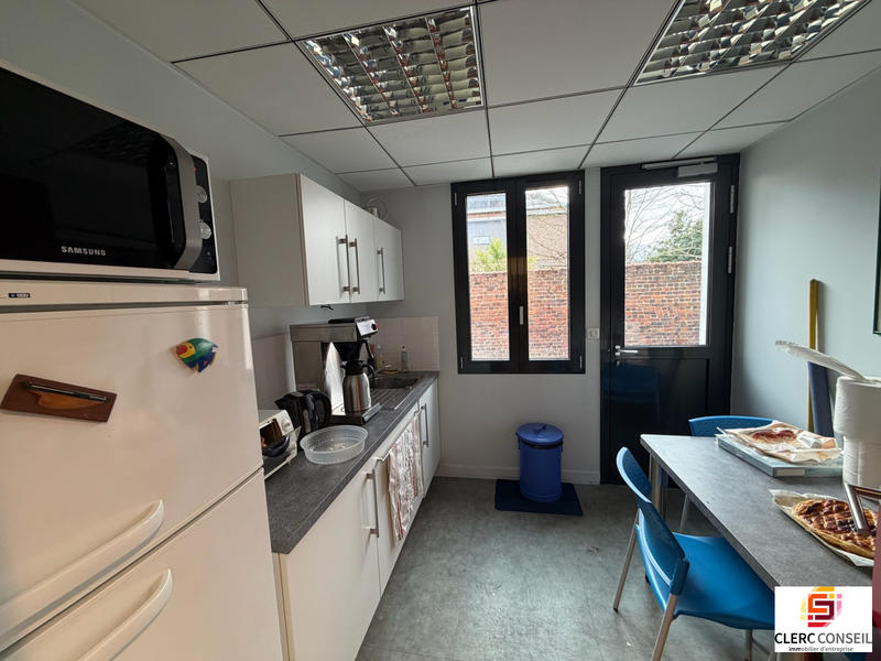 Local commercial - 210 m²