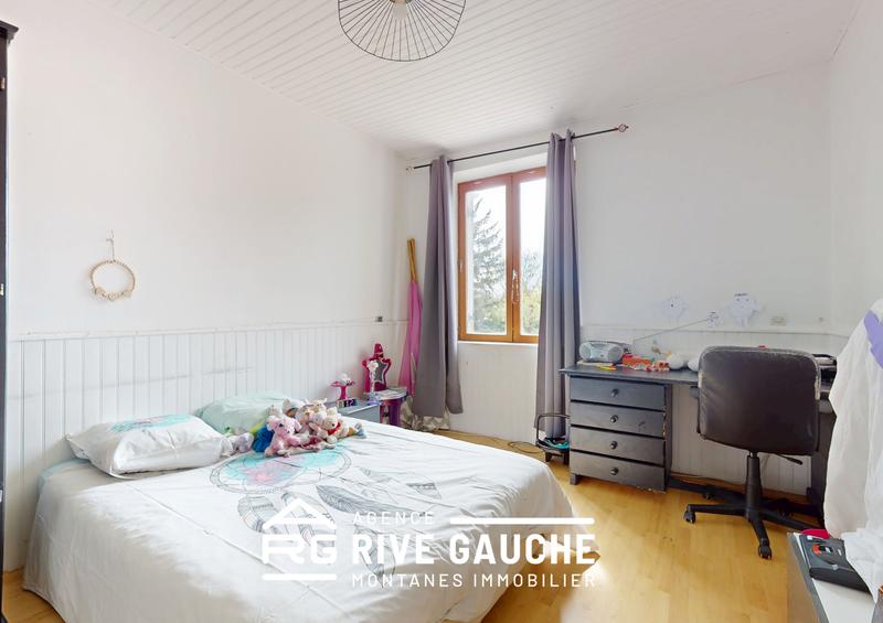 Maison - 208 m² - 8 pièces