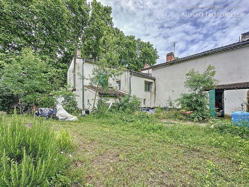 Immeuble - 150 m² - 3 pièces