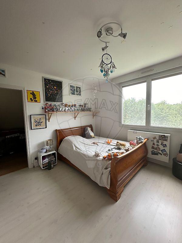 Maison - 174 m² - 6 pièces