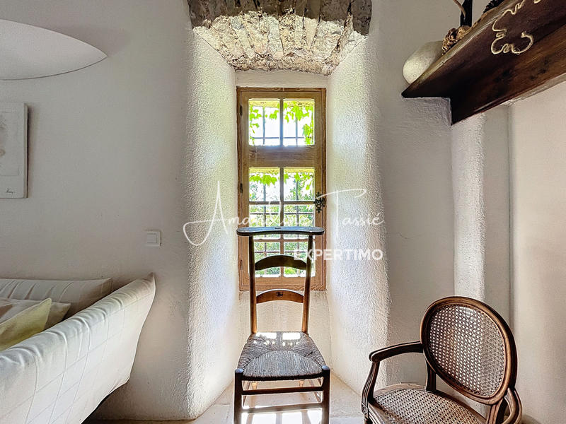 Maison - 224 m² - 8 pièces