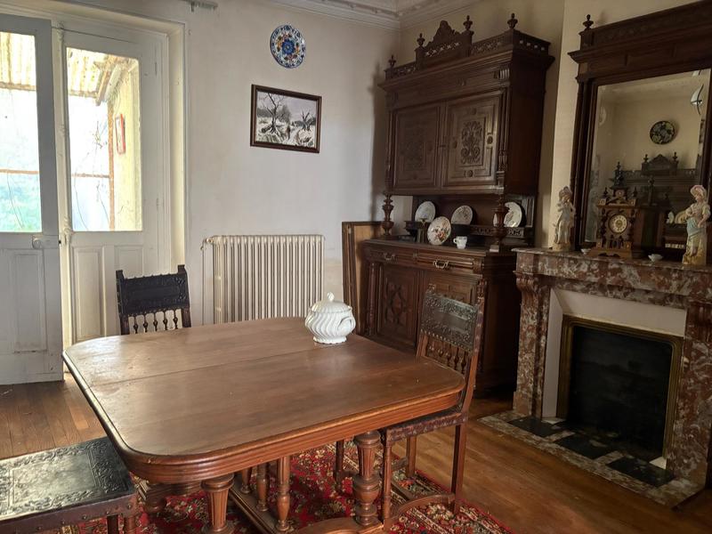 Maison - 203 m² - 6 pièces