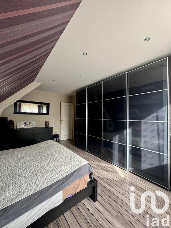 Maison - 135 m² - 6 pièces