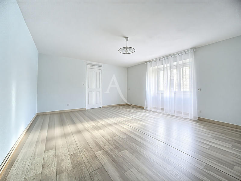 Maison - 126 m² - 5 pièces