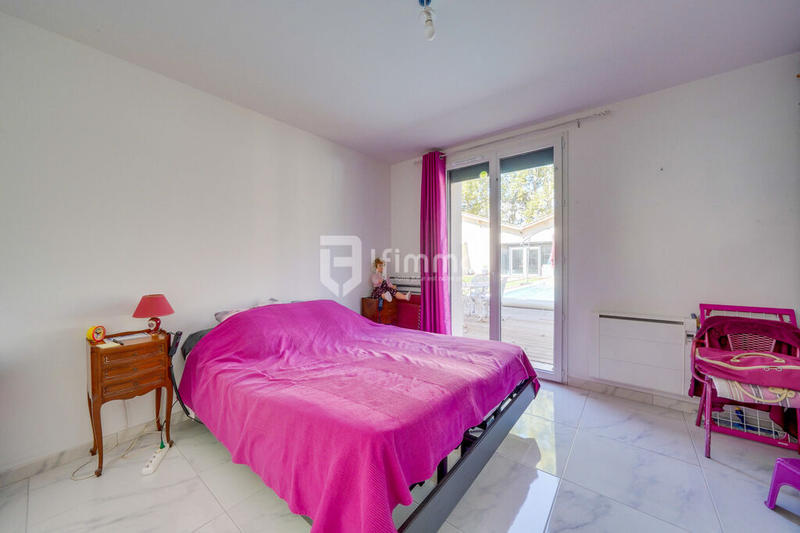 Maison en pierre - 340 m² - 11 pièces