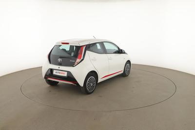 Toyota Aygo 1.0 Vvt-i X-Play 5p 69 ch
