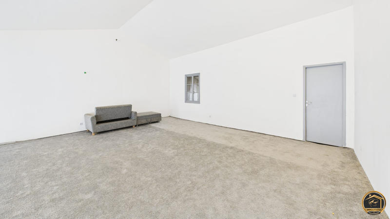 Maison - 170 m² - 5 pièces