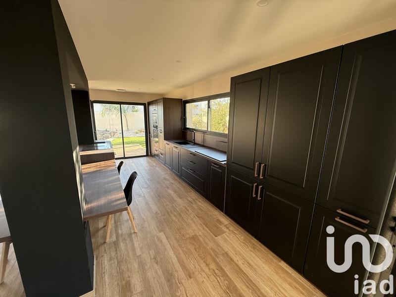 Maison - 140 m² - 5 pièces