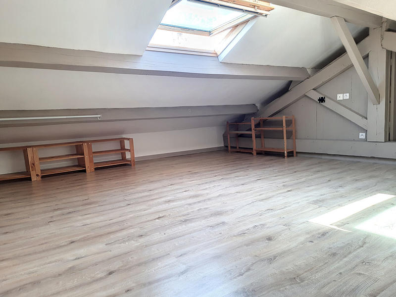 Maison - 95 m² - 4 pièces