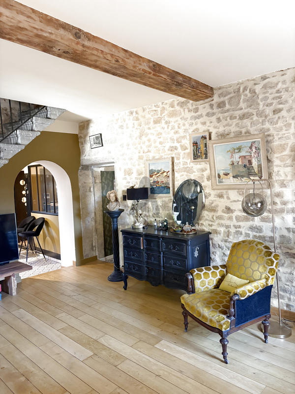 Maison - 158 m² - 7 pièces