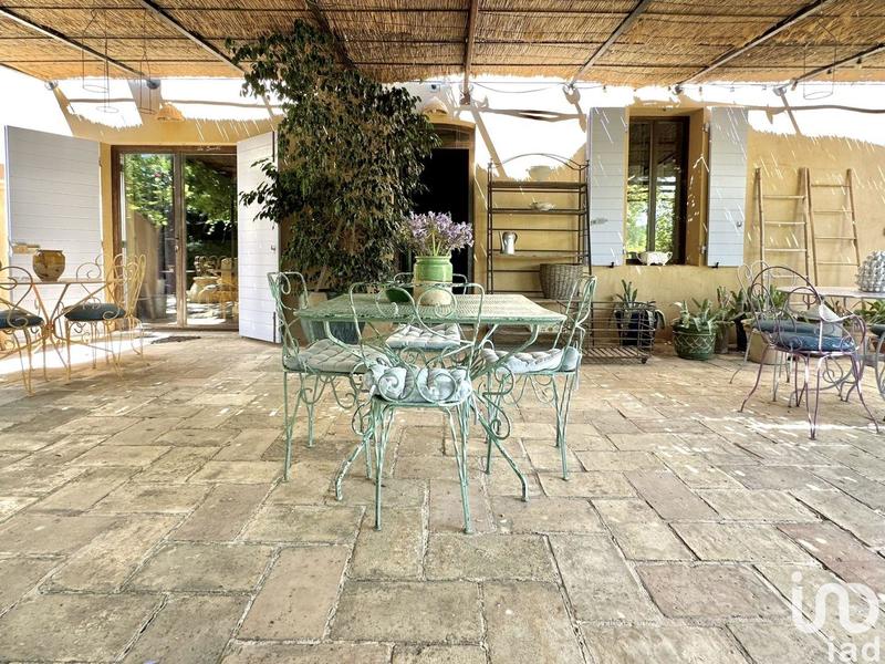 Maison - 380 m² - 11 pièces