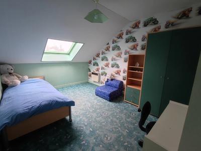 Maison - 240 m² - 8 pièces