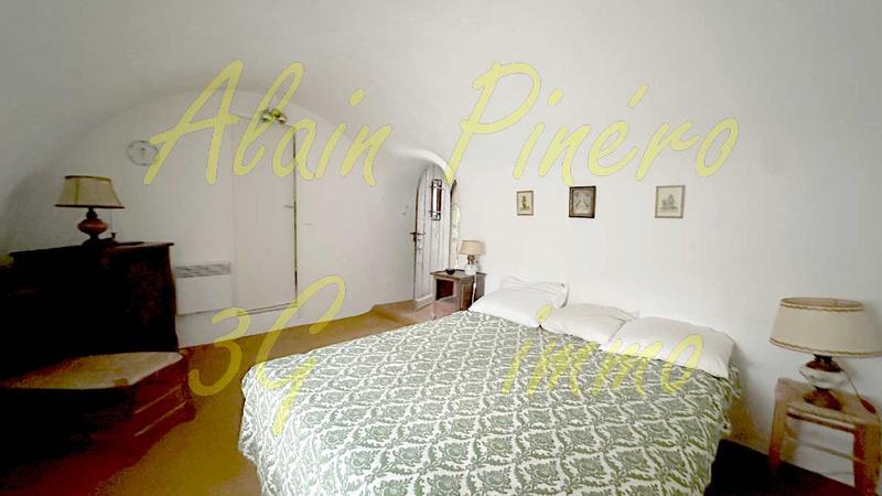 Maison - 184 m² - 10 pièces