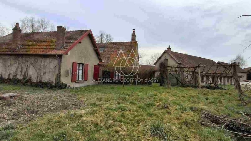 Corps de ferme - 600 m² - 15 pièces