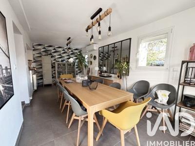 Maison - 174 m² - 7 pièces