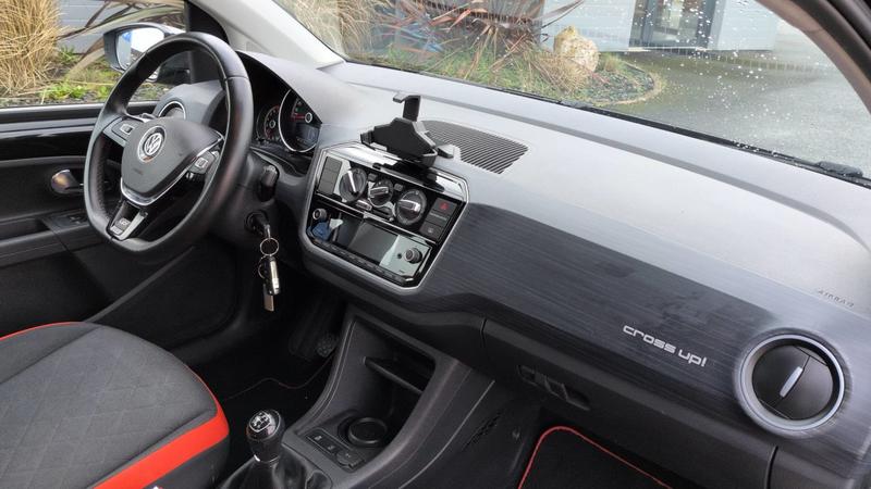 Volkswagen Up! 1.0 75 Cross Up