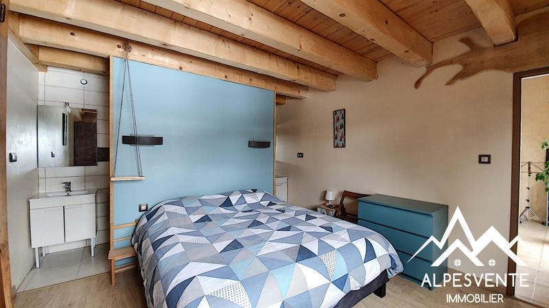 Maison - 163 m² - 4 pièces