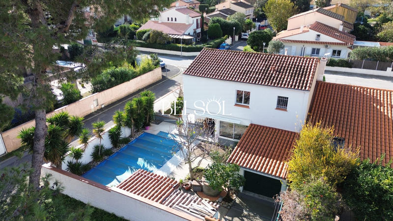 Maison ancienne - 160 m² - 6 pièces