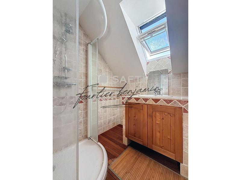 Maison - 123 m² - 7 pièces