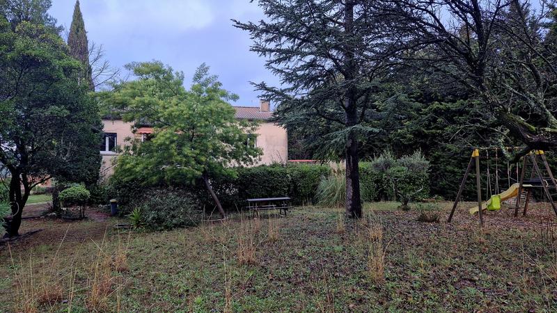 Maison traditionnelle - 180 m² - 7 pièces