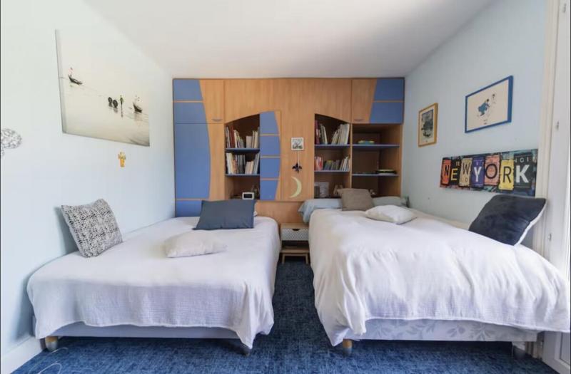 Maison - 240 m² - 7 pièces