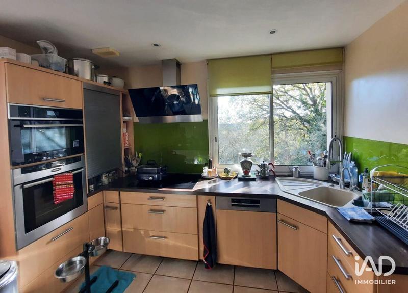 Maison - 235 m² - 4 pièces