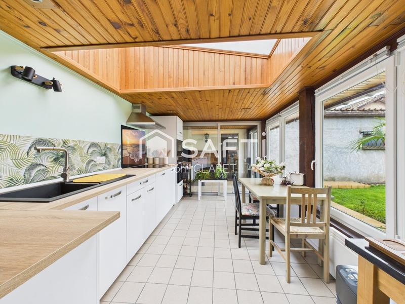 Maison - 103 m² - 5 pièces