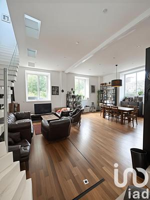 Maison - 135 m² - 6 pièces