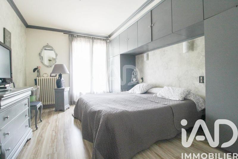 Maison - 275 m² - 6 pièces