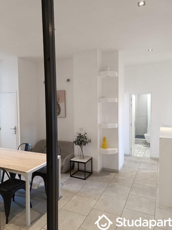 Chambre - 14 m² - 1 pièce