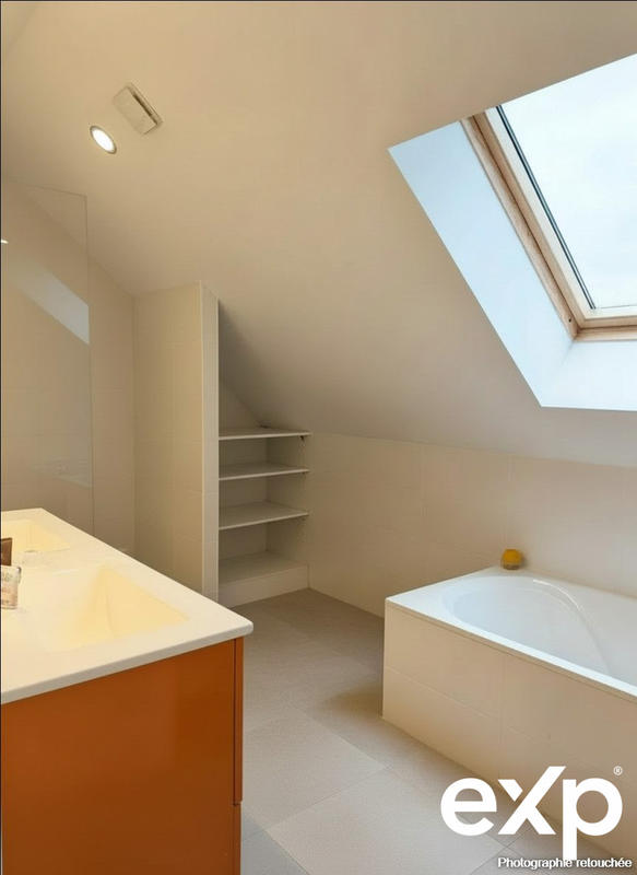 Maison traditionnelle - 130 m² - 4 pièces