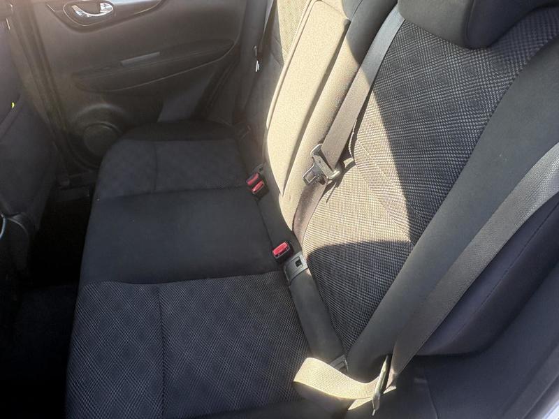 Nissan Qashqai 1.2i Turbo Dig-T 116cv Acenta Bvm6