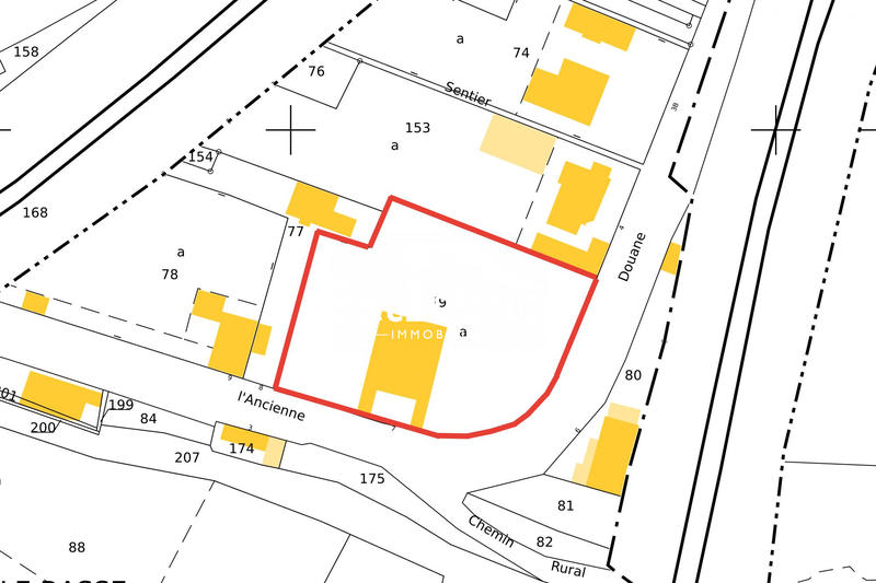 Immeuble - 450 m² - 3 pièces