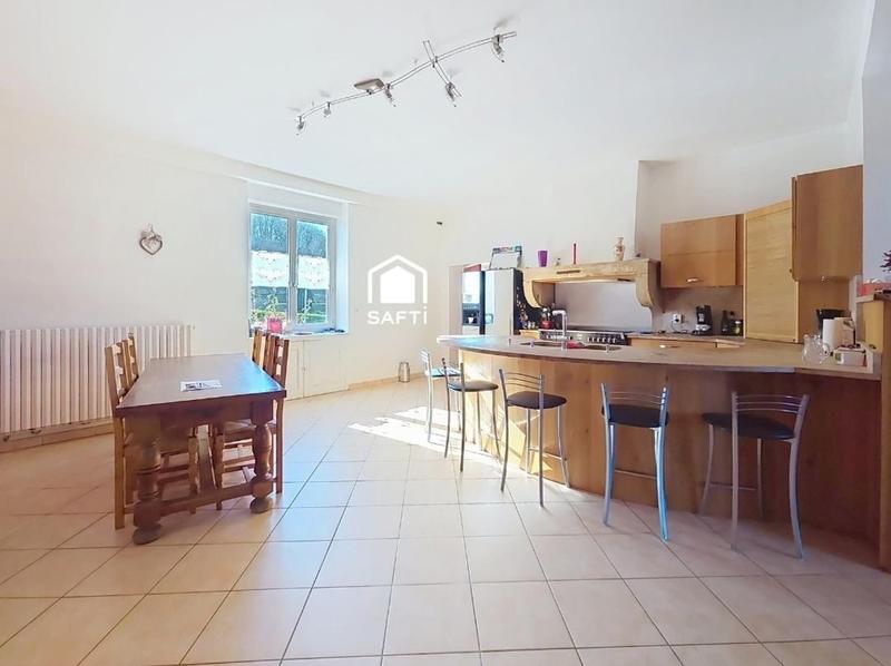 Bastide - 250 m² - 7 pièces