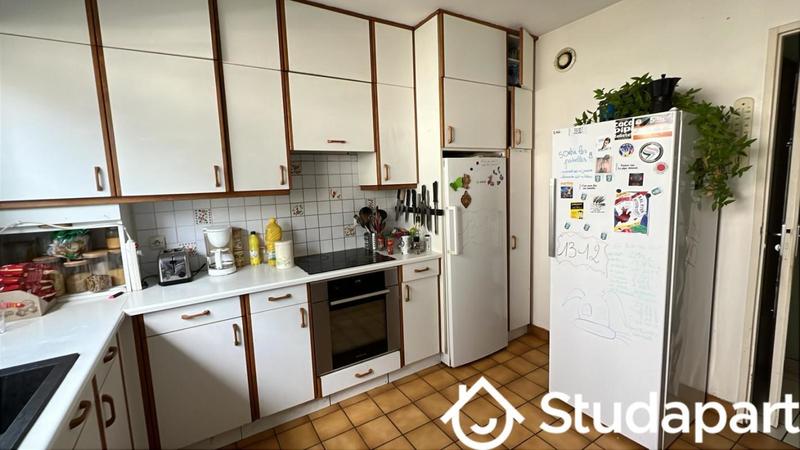 Chambre - 14 m² - 1 pièce