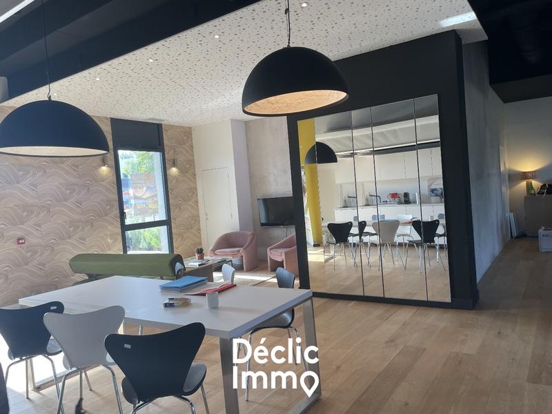 Local d'activités - 116 m² - 1 pièce