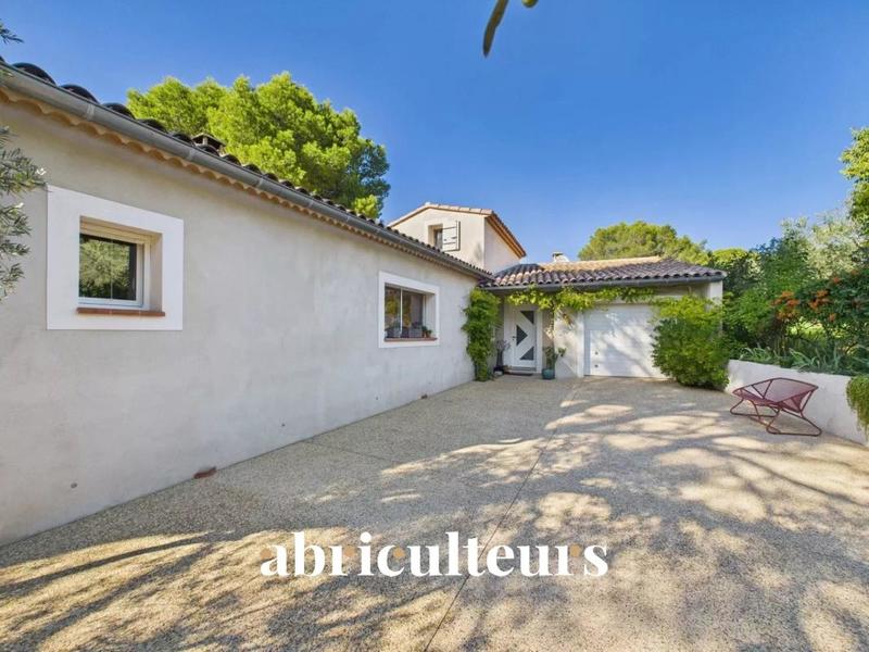 Villa - 155 m² - 5 pièces