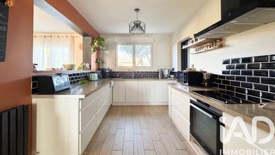 Maison - 135 m² - 6 pièces