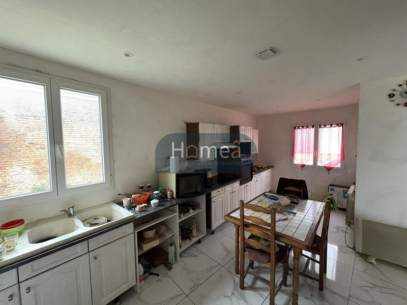 Maison - 204 m² - 4 pièces