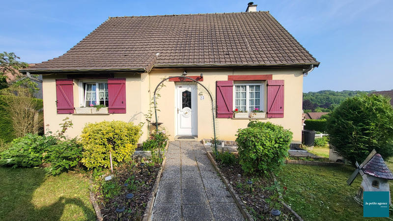 Maison - 90 m² - 4 pièces