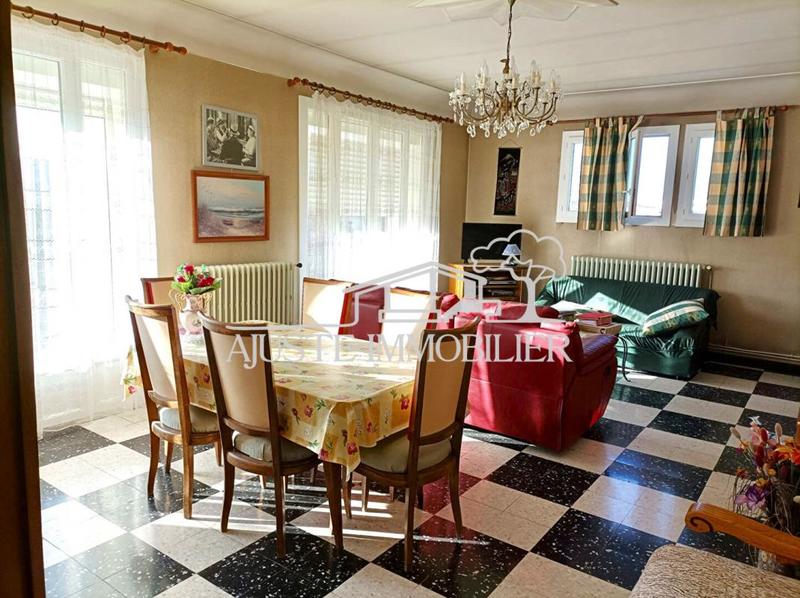 Appartement - 124 m² - 5 pièces