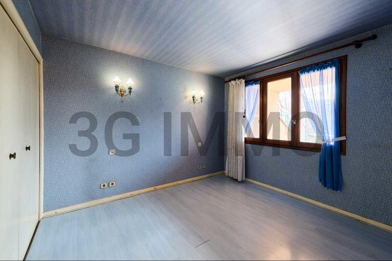 Villa - 265 m² - 7 pièces