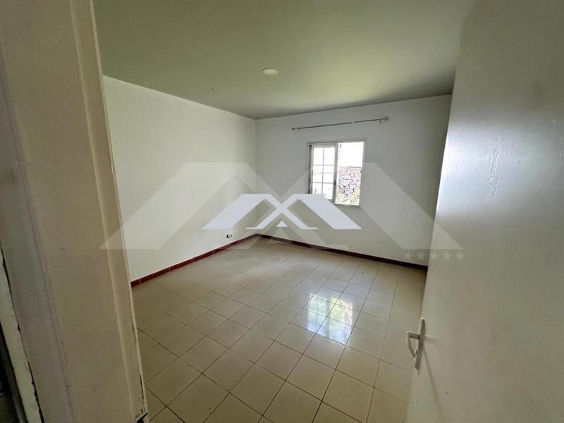 Maison traditionnelle - 140 m² - 5 pièces