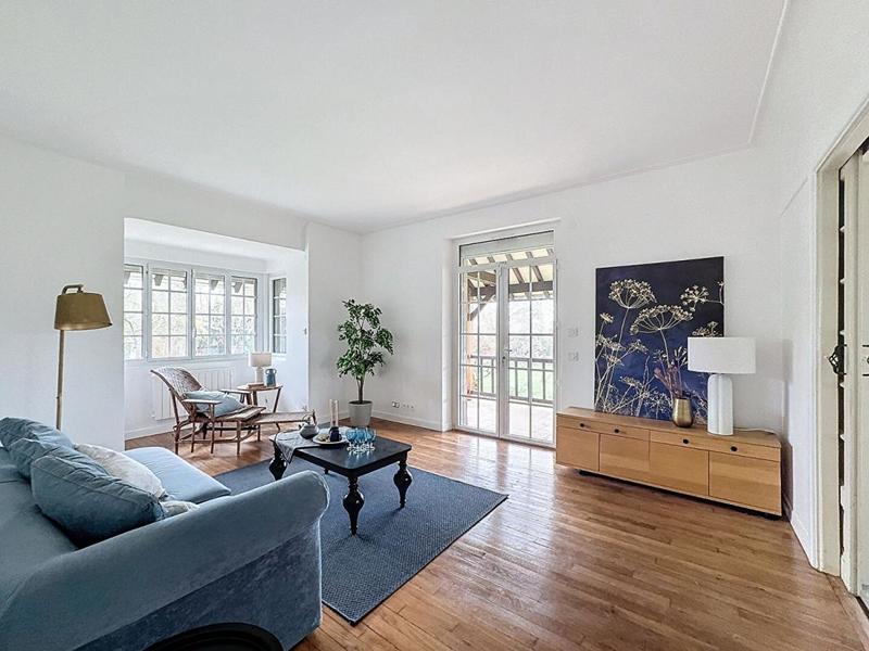 Maison - 144 m² - 6 pièces