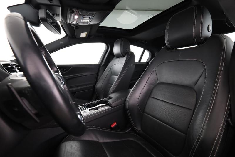 Jaguar Xe 2.0d R-Sport Auto 180 ch