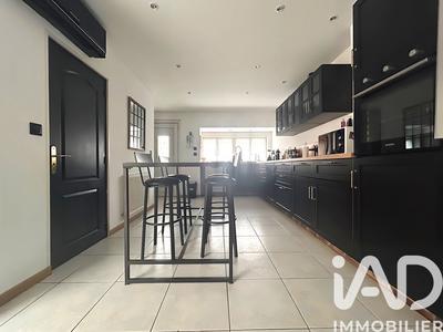 Maison - 85 m² - 7 pièces